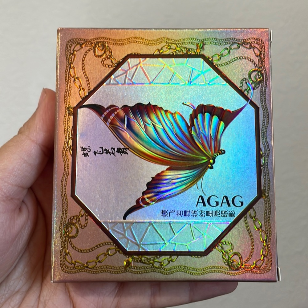 Butterfly eyeshadow palette